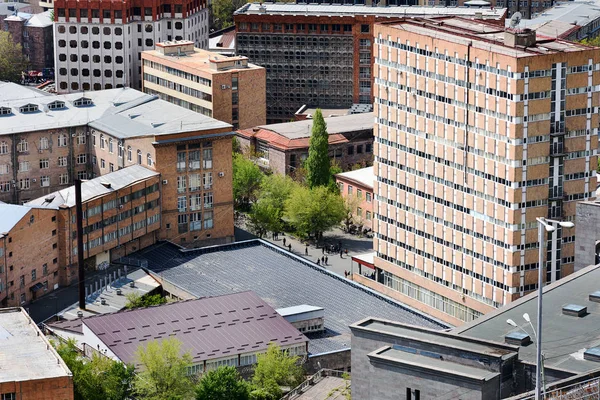 Blick von oben auf das Wohnviertel von Eriwan — Stockfoto