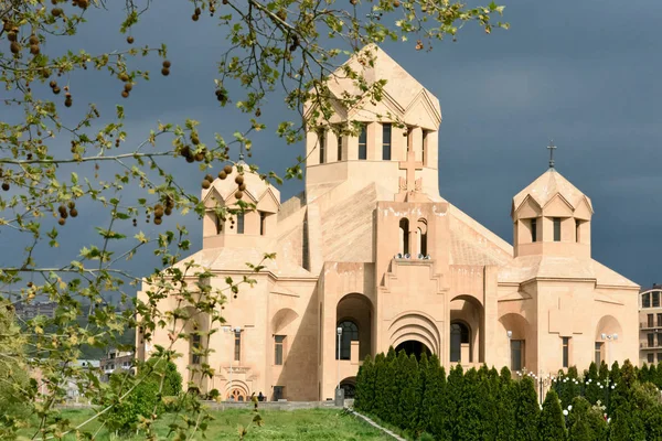 Erywań, Armenia-kwiecień, 29 2019: Katedra św. Grzegorza Oświeceniodawcy w Erywaniu — Zdjęcie stockowe