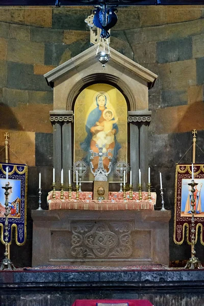 Artashat, Armenië-April, 29 2019: Interieur van de Kerk van de Heilige Maagd in Khor Virap klooster. Oud Armeens klooster — Stockfoto