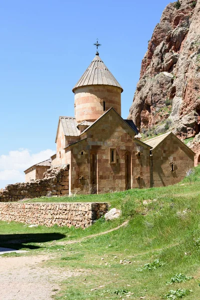 Surb Karapet Iglesia en Noravank complejo del monasterio, situado cerca de la ciudad de Yeghegnadzor, Armenia —  Fotos de Stock