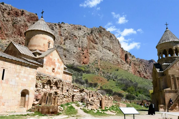 Ermenistan 'ın Yeghegnadzor kenti yakınlarındaki Noravank manastır kompleksi. — Stok fotoğraf