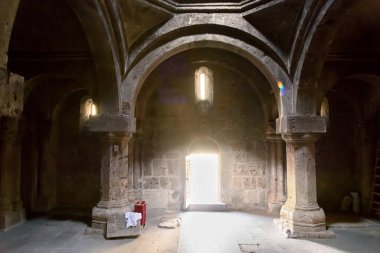 Dilijan, Ermenistan-Mayıs 02-2019: İçişleri Odası Surb Astvatsatsin, Antik Ermeni Manastırı Haghartsin