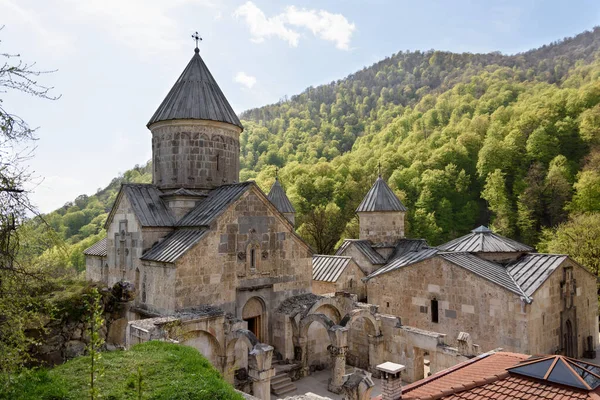 Haghartsin, Antik Ermeni manastır kompleksi Ormanlık vadi Ijevan bayırı Tavush bölgesinde — Stok fotoğraf