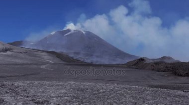 Etna Dağı duman aktif yanardağ patlayan ile patlama sırasında