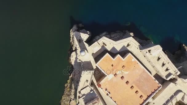 15 Vista aerea Monumento Castello Mar dei Caraibi Cuba con drone — Video Stock