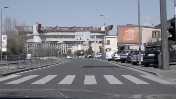 Milan Italien April 2020 Kamera Bil Som Kör Runt Tomma — Stockvideo