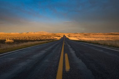 Bizim günbatımı ışınları, Utah devlet yolu