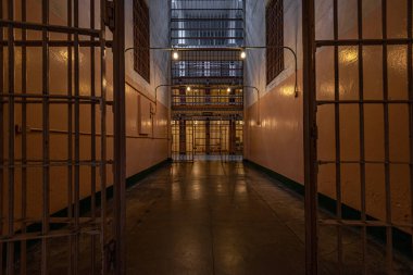 San Frncisco 'daki Alcatraz Ulusal Parkı' nda hiç kimsenin fotoğrafı yok.