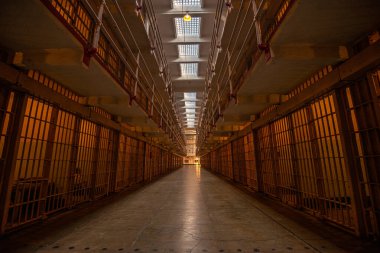 San Frncisco 'daki Alcatraz Ulusal Parkı' nda hiç kimsenin fotoğrafı yok.