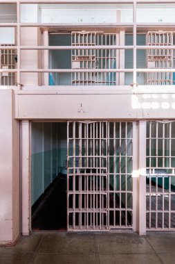 San Frncisco 'daki Alcatraz Ulusal Parkı' nda hiç kimsenin fotoğrafı yok.