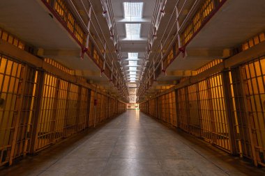 San Frncisco 'daki Alcatraz Ulusal Parkı' nda hiç kimsenin fotoğrafı yok.