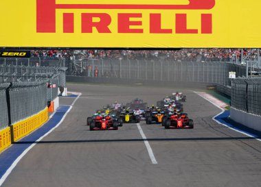 SOCHI, RUSSIA - 29 Eylül 2019: Rusya Formula 1 Grand Prix 'inde Yarış Başladı