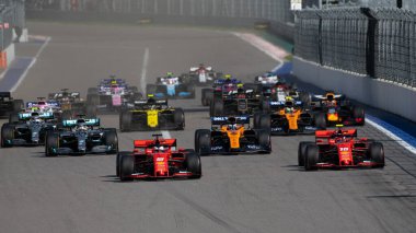 SOCHI, RUSSIA - 29 Eylül 2019: Rusya Formula 1 Grand Prix 'inde Yarış Başladı
