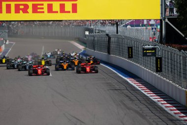 SOCHI, RUSSIA - 29 Eylül 2019: Rusya Formula 1 Grand Prix 'inde Yarış Başladı
