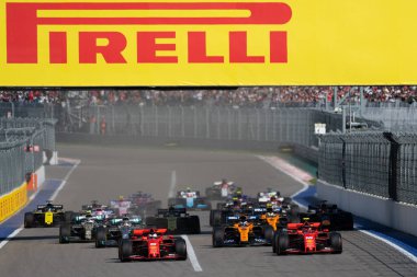 SOCHI, RUSSIA - 29 Eylül 2019: Rusya Formula 1 Grand Prix 'inde Yarış Başladı