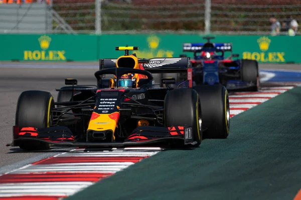 SOCHI, RUSSIA - 29 Eylül 2019: Rusya Formula 1 Grand Prix 'inde Yarış Başladı