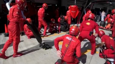 Scuderia Ferrari Formula 1 pit stop sırasında, Rusya Grand Prix 2019