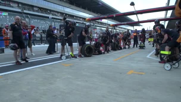 Max Verstappen Red Bull Racing Pit Stop, Gran Premio de Rusia Fórmula 1 2019 — Vídeo de stock