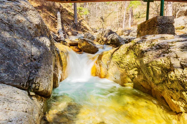 Clear Emerald Water Mountain River Wuchang Rolls Rocks Irresistibly Strives — Stock Photo, Image