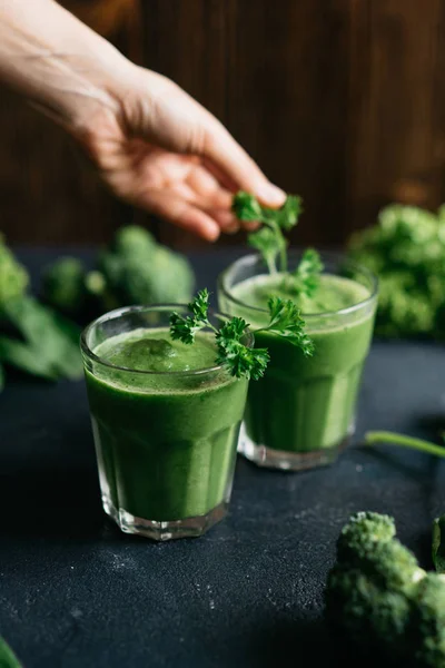 Batido verde saludable —  Fotos de Stock