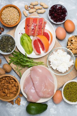 Sağlıklı protein kaynağı gıda kümesi