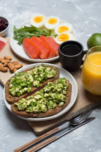 Здоровый протеиновый завтрак — стоковое фото