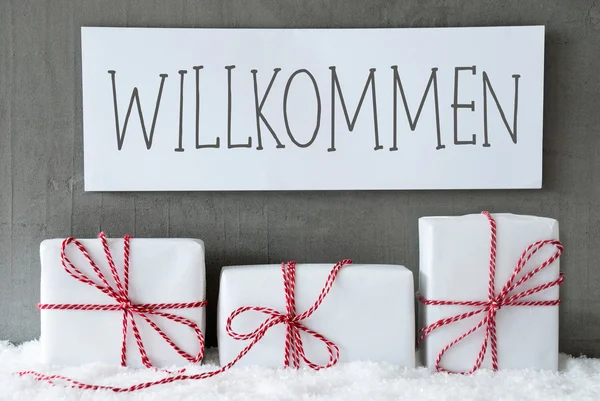 White Gift On Snow, Willkommen Means Welcome — Zdjęcie stockowe