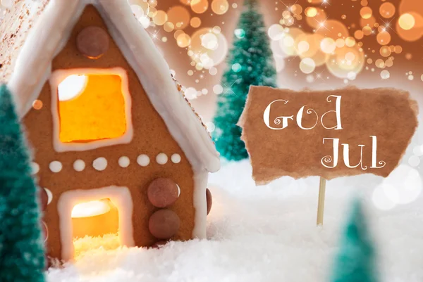 Gingerbread House, brązowe tło, God Jul oznacza Wesołych Świąt — Zdjęcie stockowe