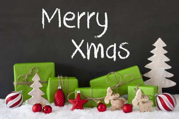 Boże Narodzenie dekoracje, Cement, śnieg, tekst Merry Xmas — Zdjęcie stockowe