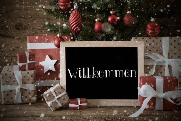 Nosztalgikus karácsonyi fa, hópelyhek, Willkommen eszközök-Üdvözöljük — Stock Fotó