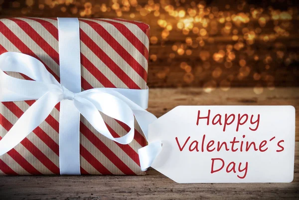 Regalo di Natale atmosferico con etichetta, testo inglese Buon San Valentino — Foto Stock