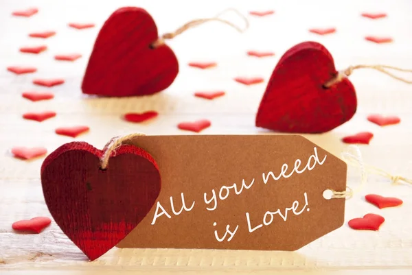 Etiqueta, Coração Vermelho, Citação Tudo o que você precisa é de amor — Fotografia de Stock
