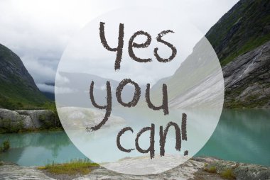 Dağlar, Norveç, metin Evet yapabilirsiniz ile göl