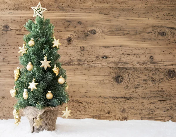 Albero di Natale dorato, Copia spazio, Sfondo in legno — Foto Stock