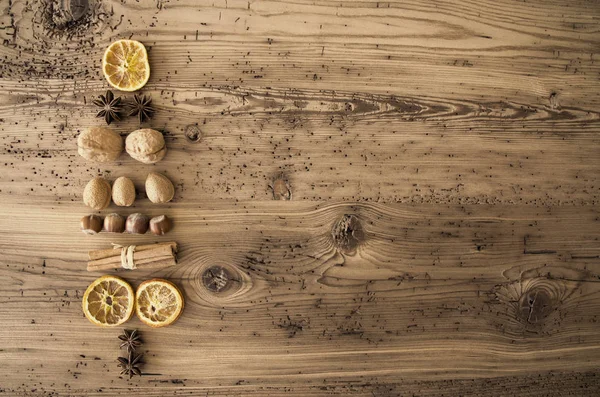 Їжа плоский лежати, фрукти і горіхи, копіювати простір, у віці фону — стокове фото