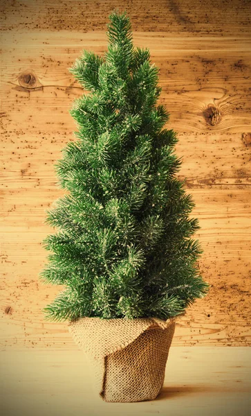 Dikey Noel ağacı, ahşap arka plan, Instagram filtre