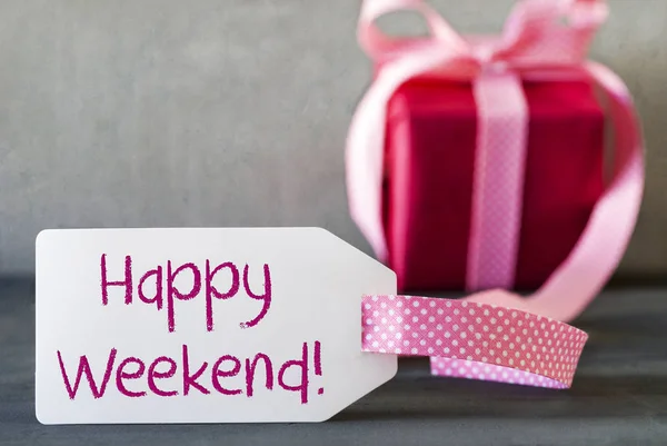 Roze Gift, Label, tekst gelukkig Weekend — Stockfoto