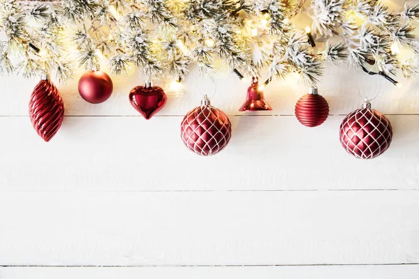 Bannière de Noël rouge, bois blanc, espace de copie — Photo