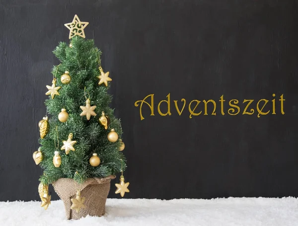 Juletræ, Adventszeit betyder adventssæson, sort beton - Stock-foto