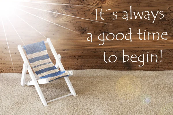 Летняя солнечная открытка и цитата Alwyas Хорошее время начать — стоковое фото