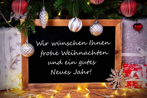 Chalkboard, Árvore, Presente, Luzes Fadas, Gutes Neues Jahr significa Feliz Ano Novo — Fotografia de Stock