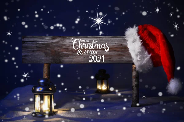 Χριστουγεννιάτικη νύχτα με χιόνι, λάμπα, Σάντα Χατ, Καλά Χριστούγεννα και ευτυχισμένο 2021 — Φωτογραφία Αρχείου