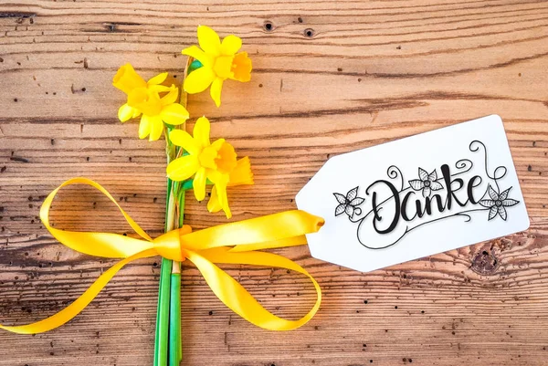Narciso amarelo Flor, Etiqueta, Caligrafia Danke significa obrigado — Fotografia de Stock