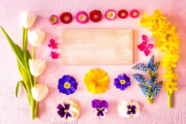 Spring Flat Lay, Flowers, Sign, Copy Space — Stok fotoğraf