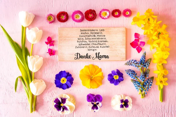 Spring Flat Lay, Flowers, Sign, Calligraphy Danke Mama Means Thanks Mom — Stockfoto