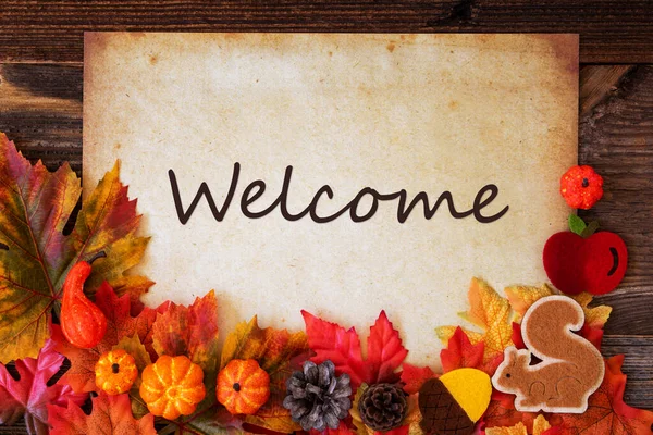 Oud papier met herfstdecoratie, Tekst welkom — Stockfoto