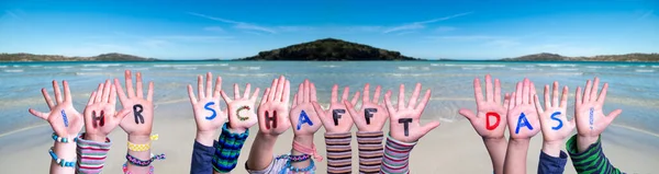 Crianças mãos construindo Ihr Schafft Das significa que você pode fazer isso, fundo do oceano — Fotografia de Stock