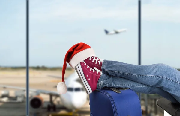 Tiener passagier op de luchthaven — Stockfoto