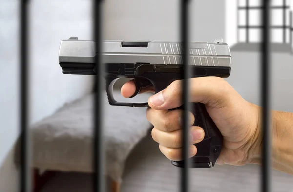 Pistola in carcere — Foto Stock