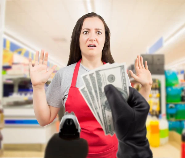Пограбування в супермаркеті — стокове фото